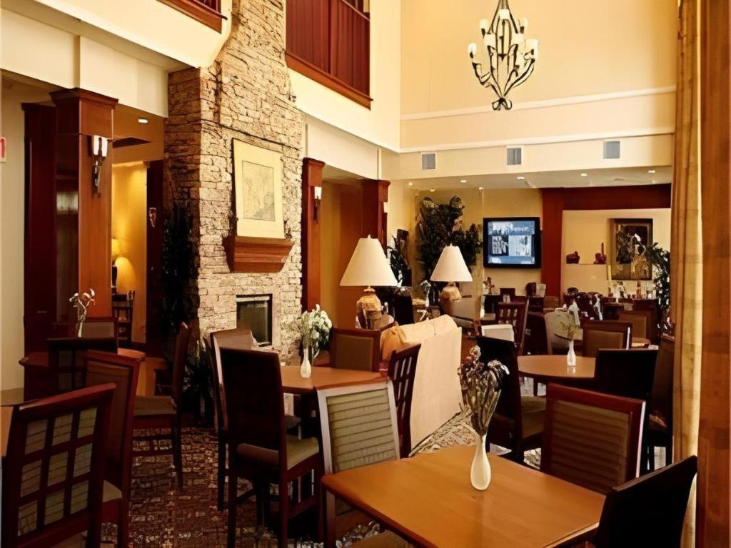 Staybridge Suites Νιούπορτ Νιουζ Εξωτερικό φωτογραφία